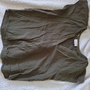 Universal Thread Olive Green Top XL